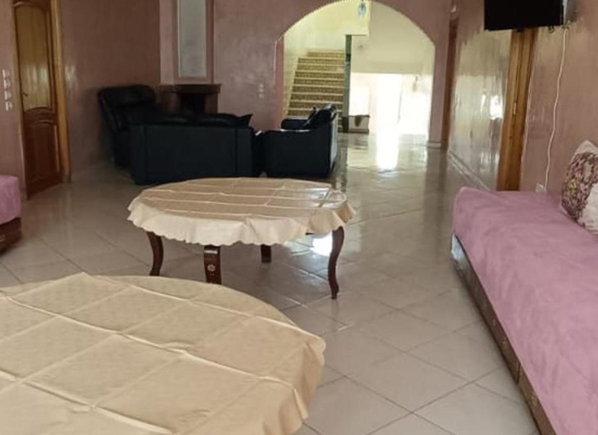 Stunning 3-Bed Villa In Fes Near Fes Sais Airport Exterior photo